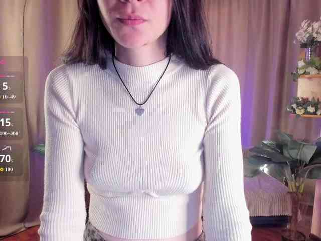 AishaDark webcam