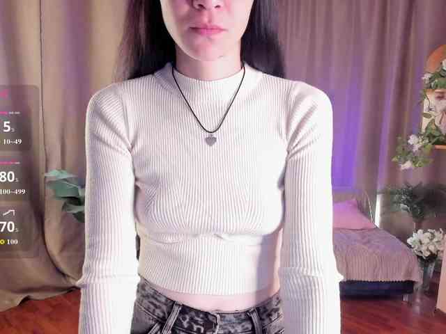 AishaDark webcam