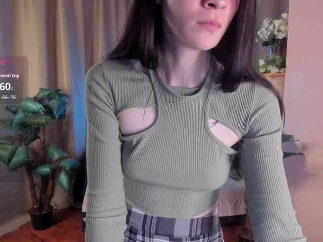 AishaDark webcam