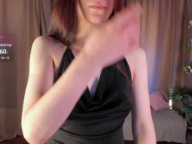 AishaDark webcam