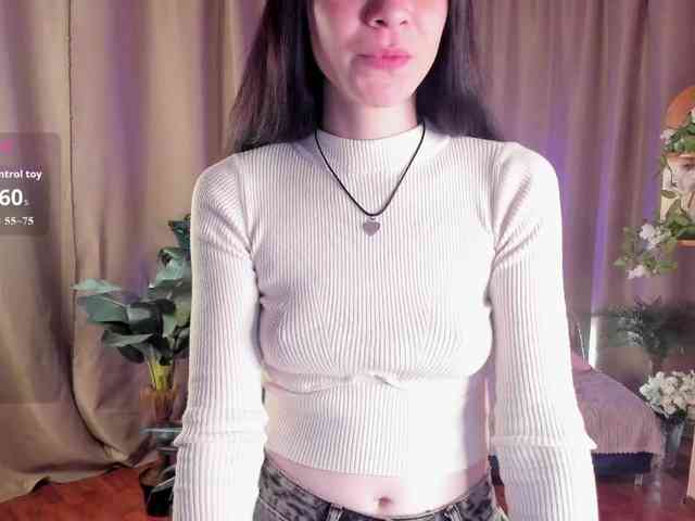 AishaDark webcam