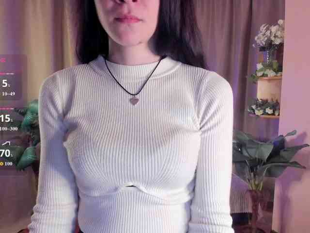 AishaDark webcam