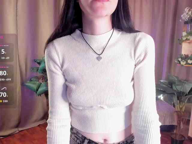 AishaDark webcam