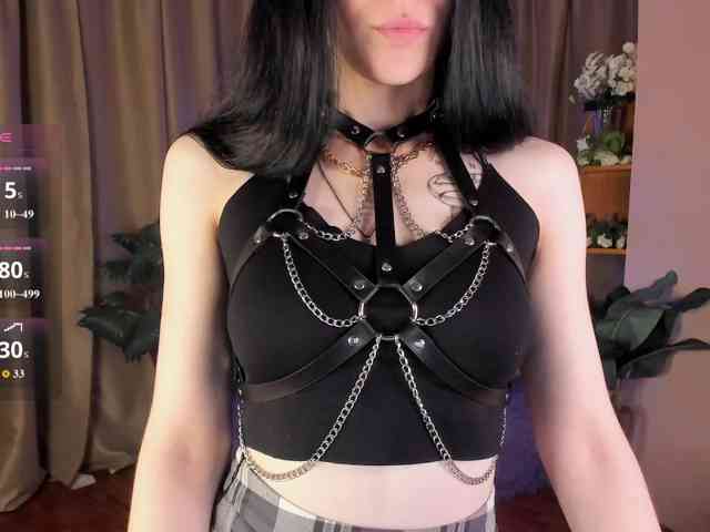 AishaDark webcam