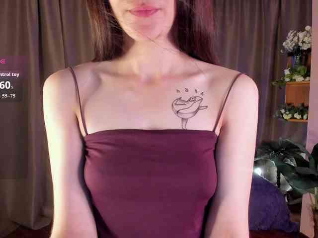 AishaDark webcam
