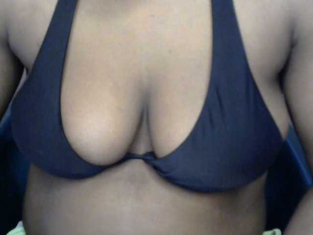 Drippypussy07 live cam on BongaCams