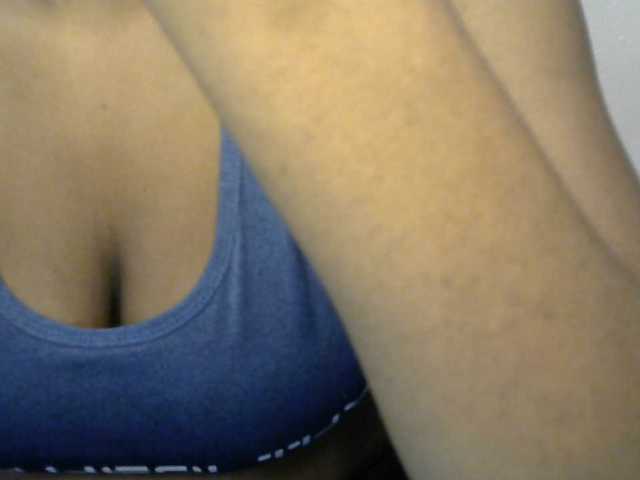 Drippypussy07 live cam on BongaCams