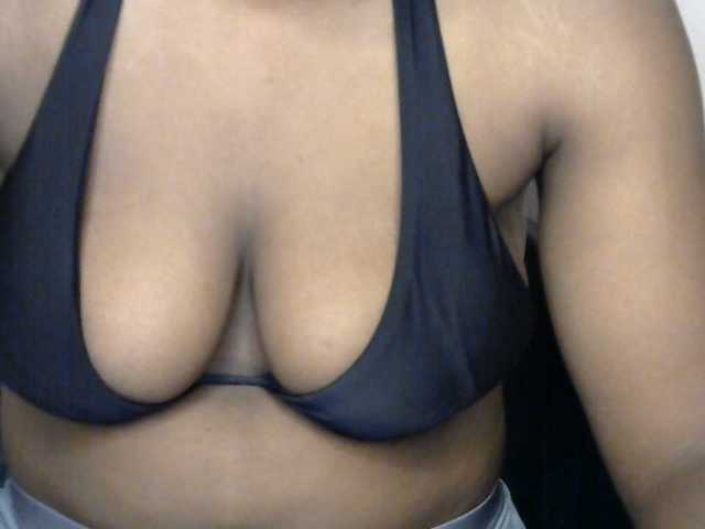 Drippypussy07 webcam bongacams model stream image