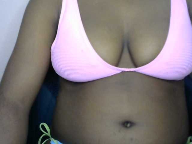 Drippypussy07 live cam on BongaCams