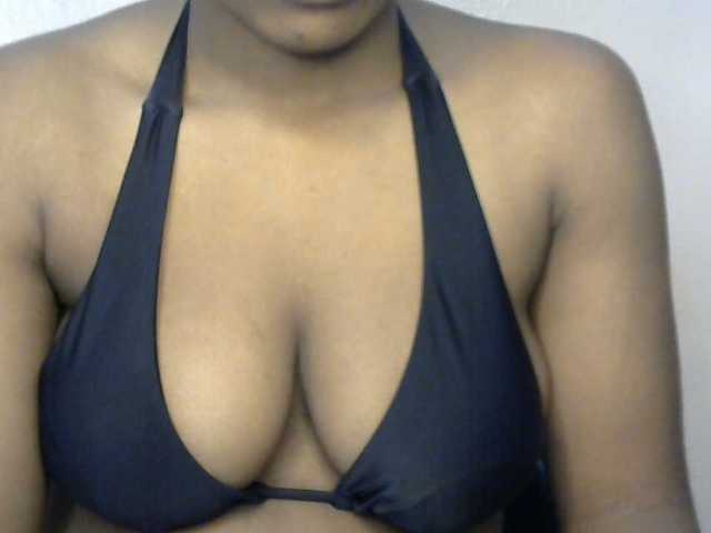 Drippypussy07 live cam on BongaCams