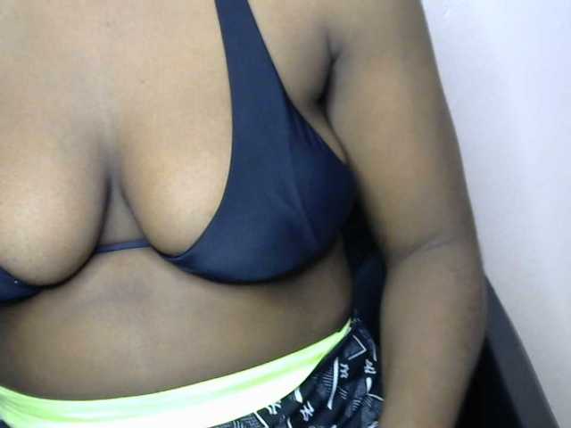 Drippypussy07 live cam on BongaCams