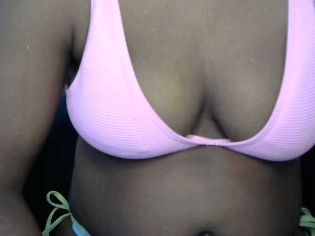 Drippypussy07 live cam on BongaCams