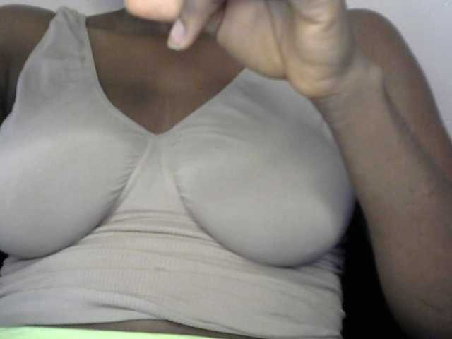 Drippypussy07 live cam on BongaCams
