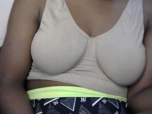 Drippypussy07 live cam on BongaCams