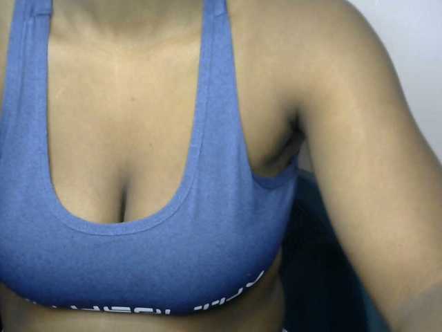 Drippypussy07 live cam on BongaCams