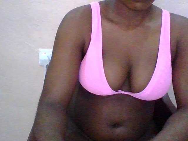Drippypussy07 live cam on BongaCams