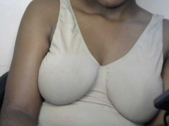 Drippypussy07 live cam on BongaCams