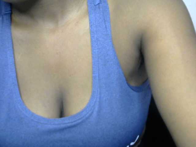 Drippypussy07 live cam on BongaCams