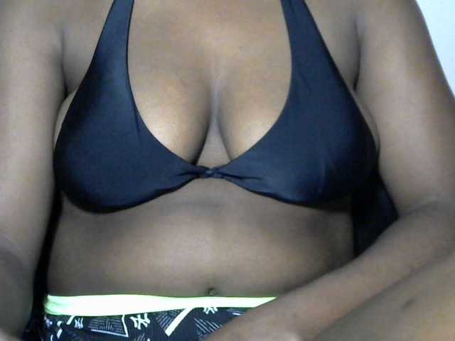 Drippypussy07 live cam on BongaCams