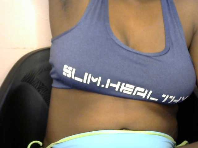 Drippypussy07 live cam on BongaCams