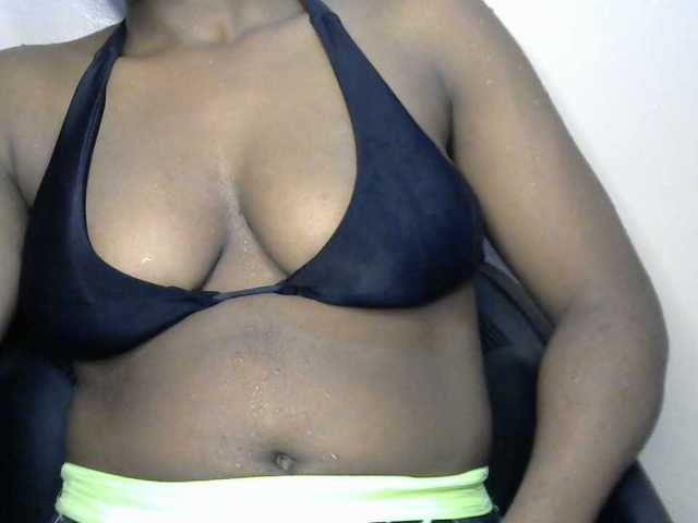 Drippypussy07 live cam on BongaCams
