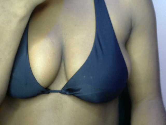 Drippypussy07 live cam on BongaCams