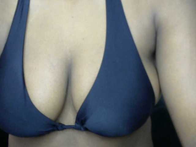 Drippypussy07 live cam on BongaCams