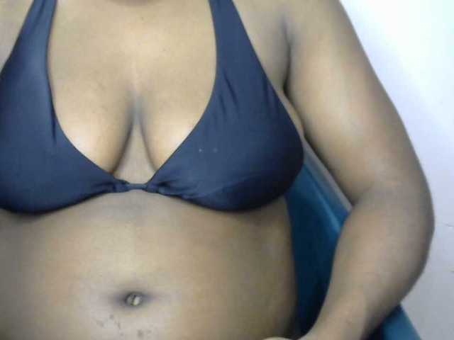 Drippypussy07 live cam on BongaCams