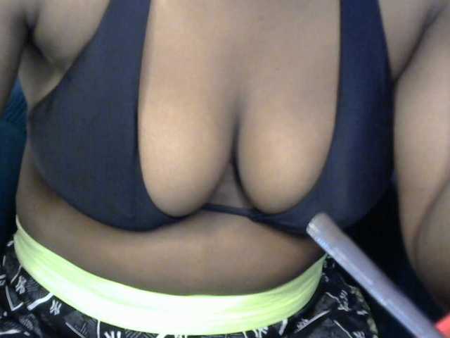 Drippypussy07 live cam on BongaCams