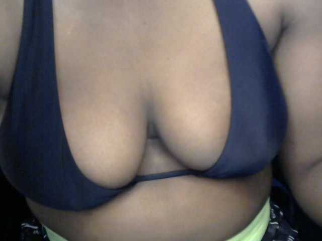 Drippypussy07 live cam on BongaCams