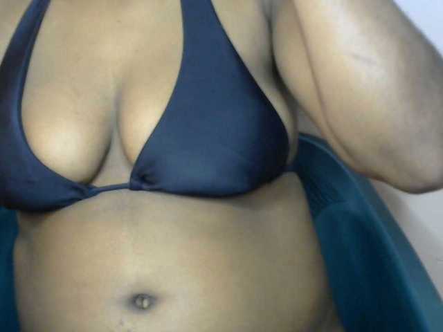 Drippypussy07 live cam on BongaCams