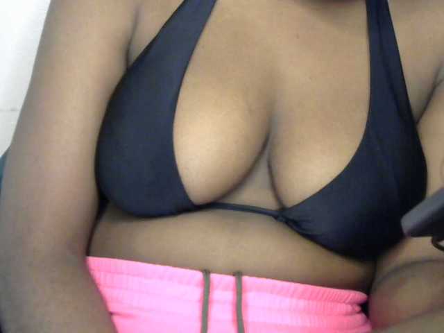 Drippypussy07 live cam on BongaCams