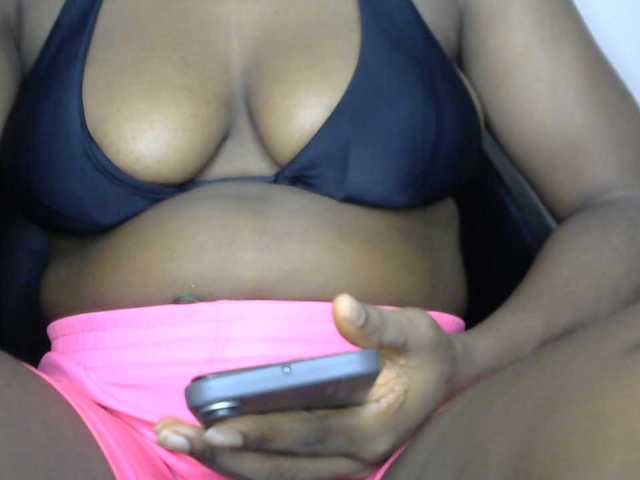 Drippypussy07 live cam on BongaCams