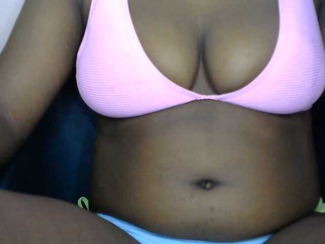 Drippypussy07 live cam on BongaCams