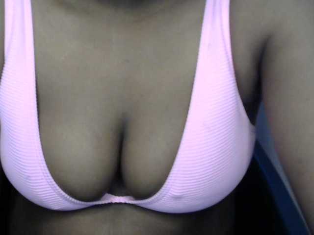 Drippypussy07 live cam on BongaCams