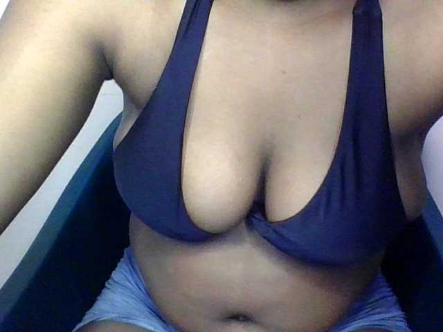 Drippypussy07 live cam on BongaCams