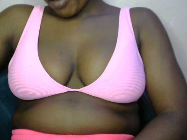 Drippypussy07 live cam on BongaCams
