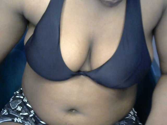 Drippypussy07 live cam on BongaCams