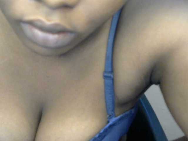 Drippypussy07 live cam on BongaCams