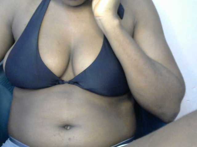 Drippypussy07 live cam on BongaCams