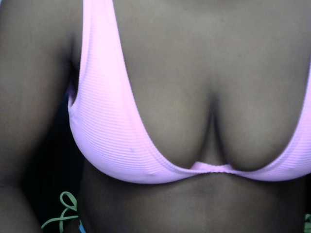 Drippypussy07 live cam on BongaCams