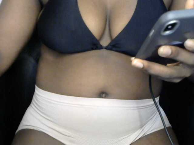 Drippypussy07 live cam on BongaCams