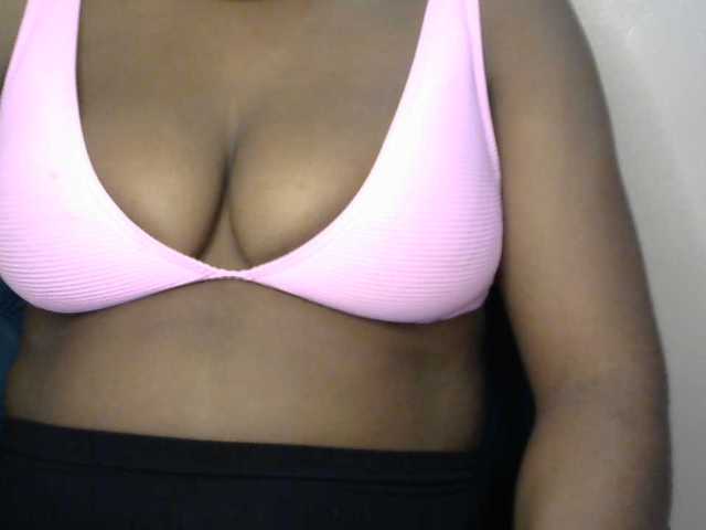 Drippypussy07 live cam on BongaCams