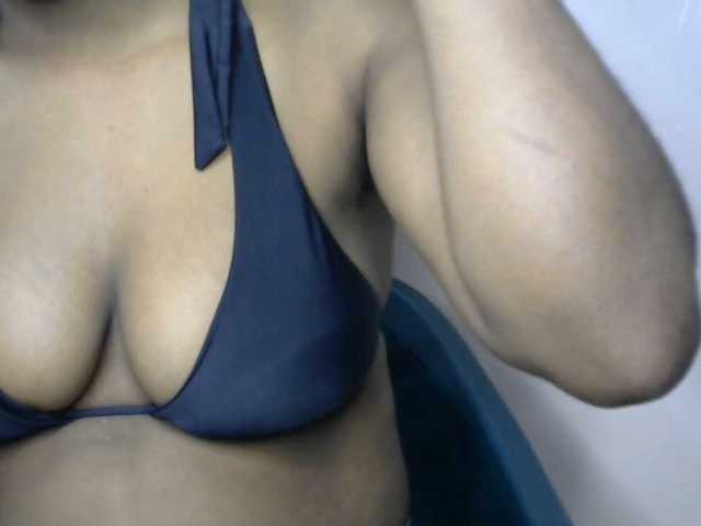 Drippypussy07 live cam on BongaCams