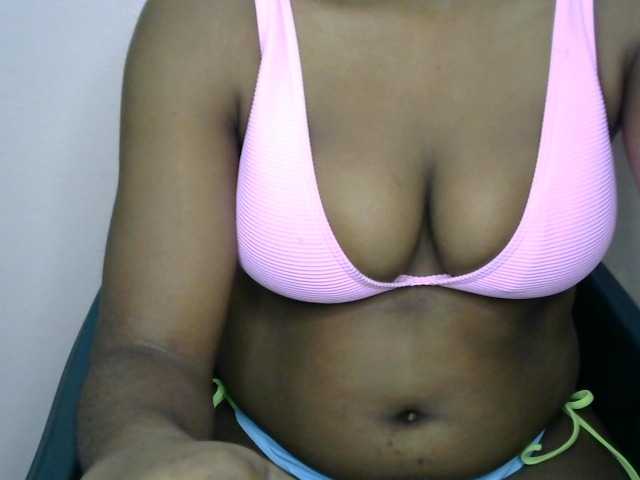 Drippypussy07 live cam on BongaCams