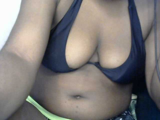 Drippypussy07 live cam on BongaCams