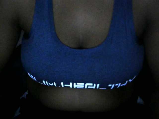 Drippypussy07 live cam on BongaCams