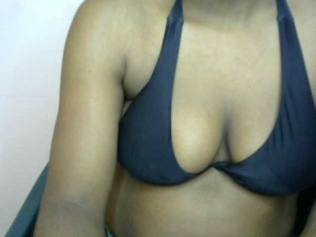 Drippypussy07 live cam on BongaCams