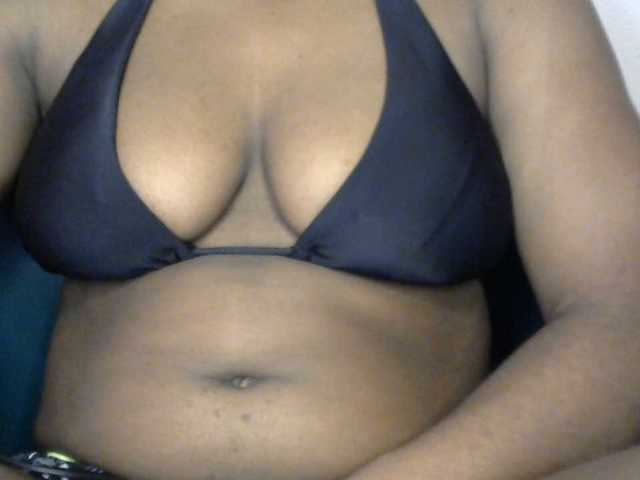 Drippypussy07 — live female cam