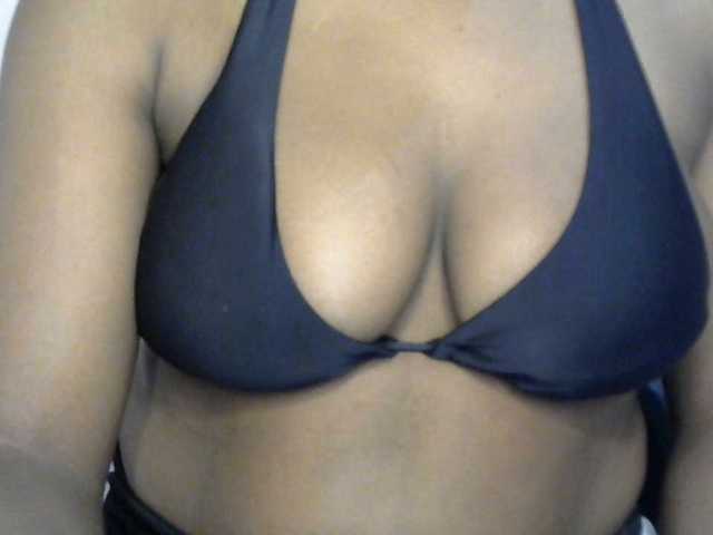 Drippypussy07 live cam on BongaCams